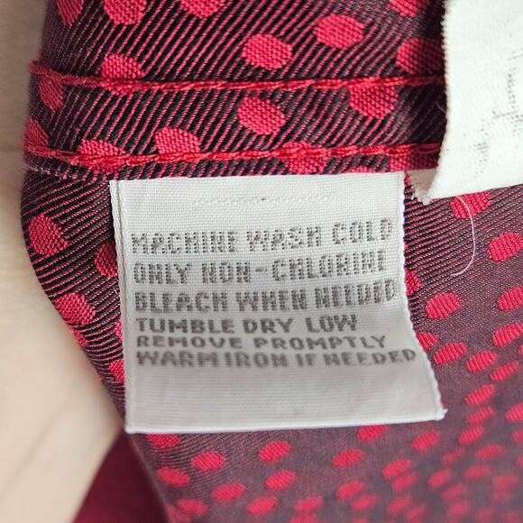 Foxcroft Button Down Shirt Red Black Polka Dot Fitted Non-Iron Career Top Sze 16 - Picture 9 of 11